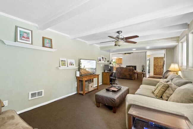 Photo - 1760 Summit Dr