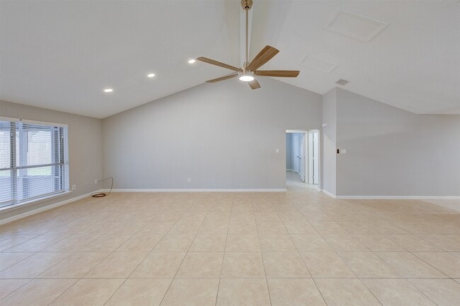 Photo - 16926 Manowar Ln