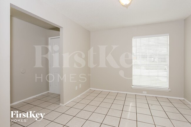 Photo - 612 Coolwood Ln