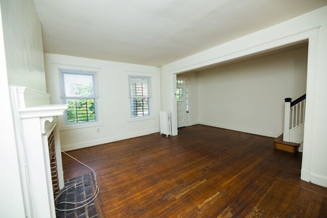 Photo - 2026/2027 JHU Off-Campus 5bd/2ba Rowhome w...