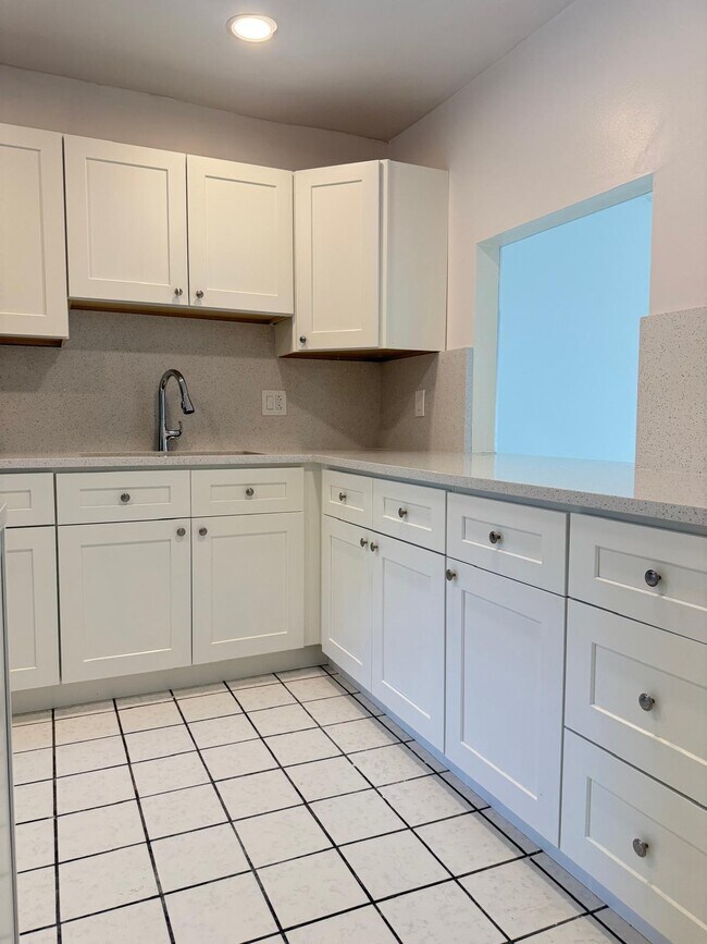 Photo - 5987 Forest Hill Blvd Unit 203