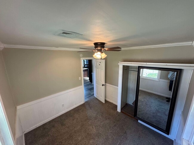 Photo - 28 Sheridan Dr