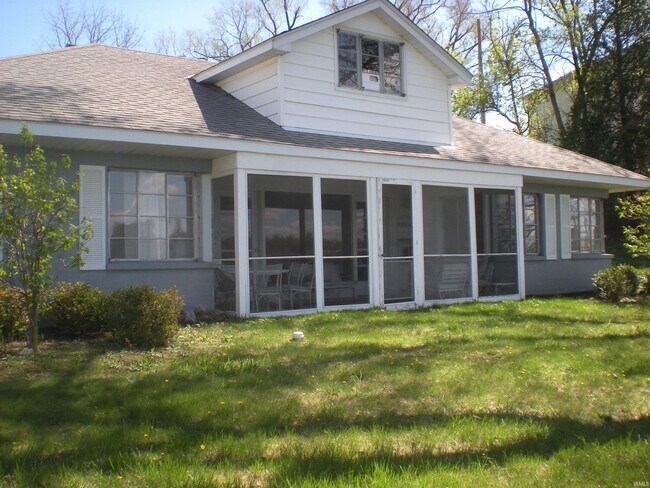 Photo - 35-Lane280 Lane 280 E