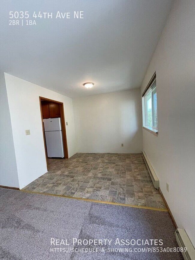 Photo - 5035 44th Ave NE