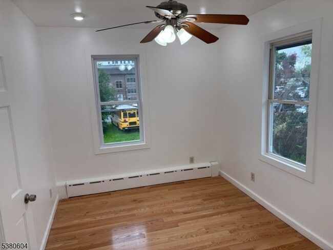 Photo - 185 Merselis Ave Unit 2