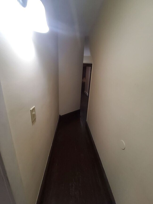 Photo - 2nd St 215-217 N Unidad 2nd St 217-1 N