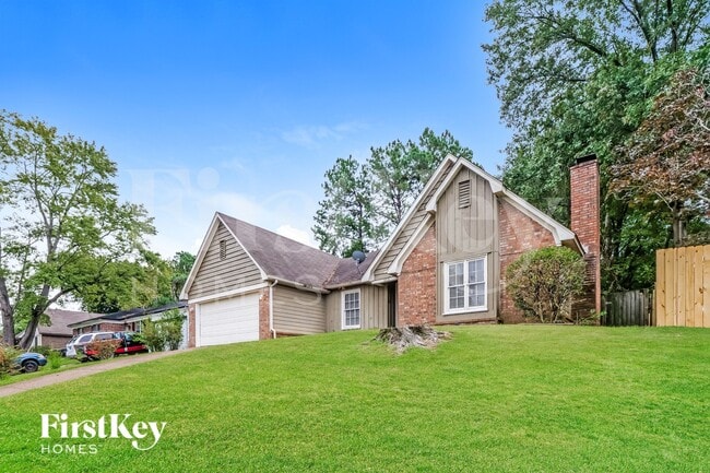 6715 Valley Bend Dr