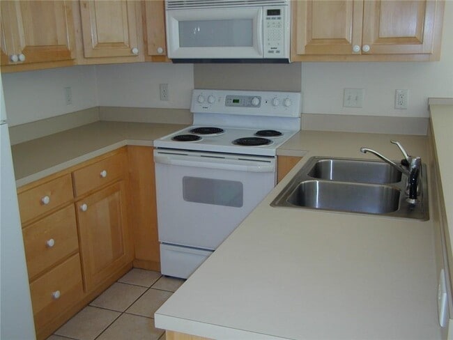 Photo - 413 Atlantic Dr