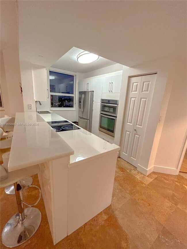 Photo - 19501 W Country Club Dr Unit 1209