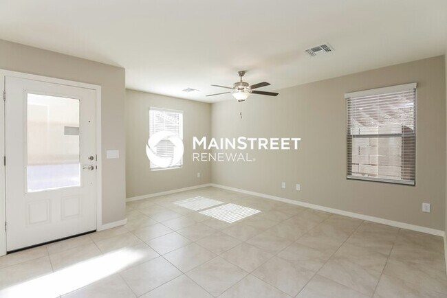 Photo - 4 Bedroom Pet-Friendly Home in Phoenix, AZ with Main Street Renewal