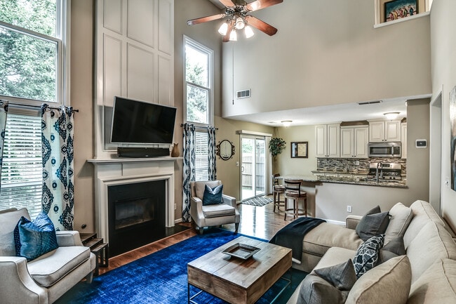 Photo - 6165 Pattingham Dr