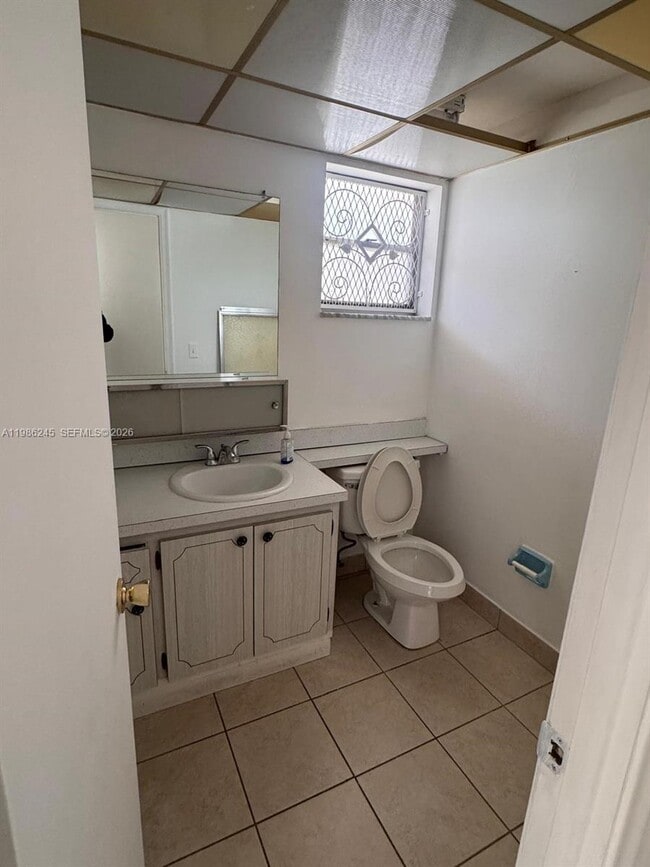 Photo - 219 NE 14th Ave Unit 406