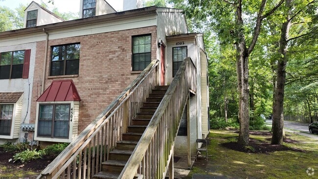 Building Photo - 4502 Yorktown Pl Unit 4502 Rental