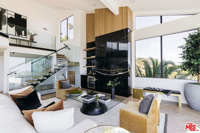 Photo - 7866 Fareholm Dr