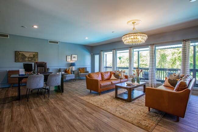 Photo - The Carrington