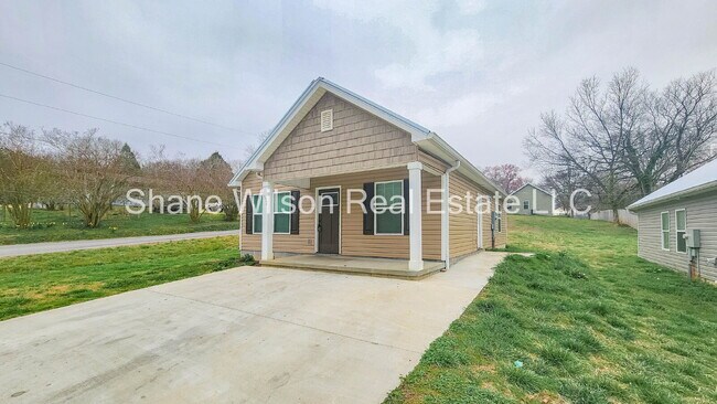 Photo - Newly built, spacious open floor concept 3-bedroom 2 bath.  Corner lot and conveniently located j...