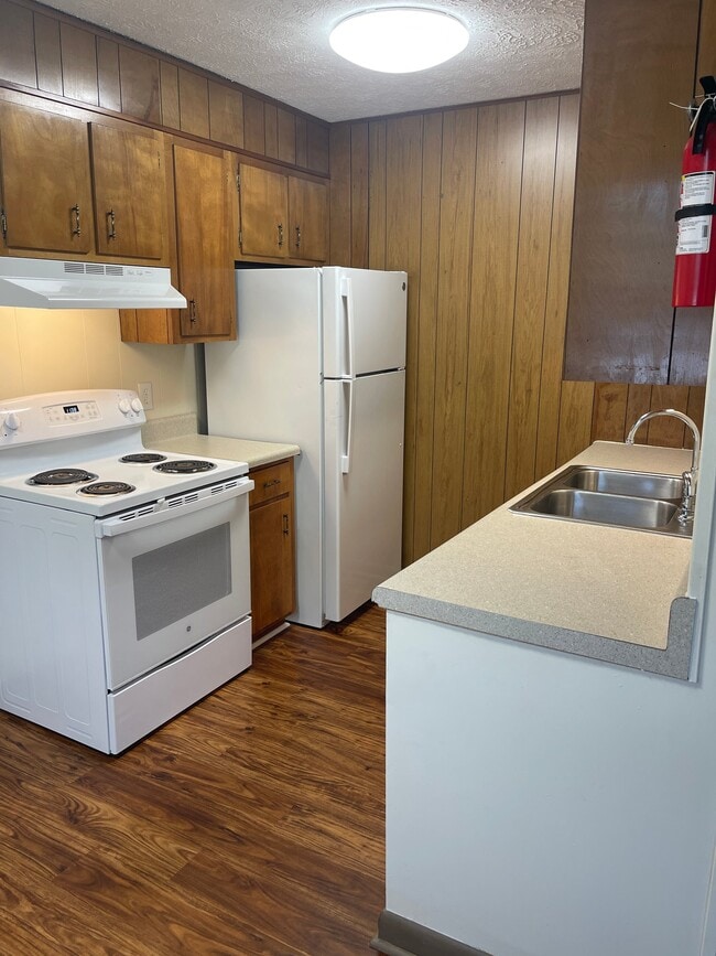 Photo - 539 E Morgan St