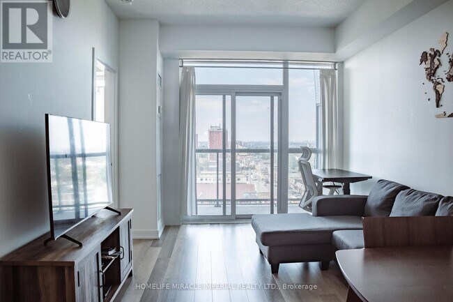 Photo - 1603 Eglinton Ave W Unité 1206