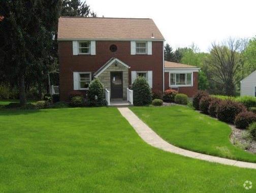 Building Photo - 222 Dorseyville Rd Rental