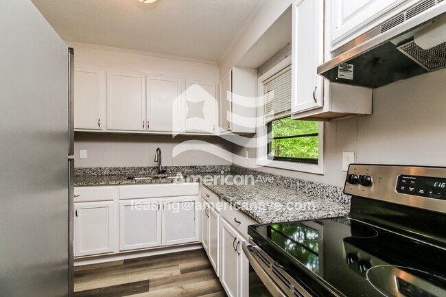 Photo - 9121 Morris Dr SW