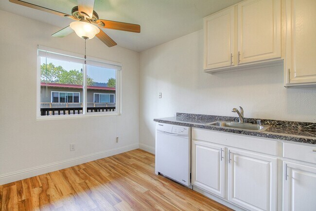 Photo - 6233 Montecito Blvd Unit 18