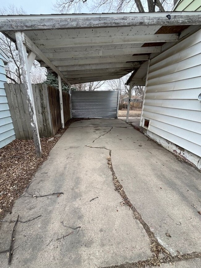 Photo - 2 Bed/1 Bath Ranch Home For Rent!