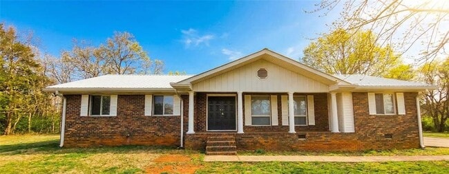 Building Photo - 6180 Elliott Family Pkwy