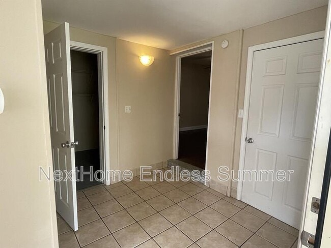 Photo - 2226 Leon Rd