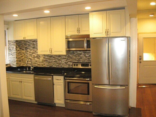 Photo - 1672 Beacon St Unit 2