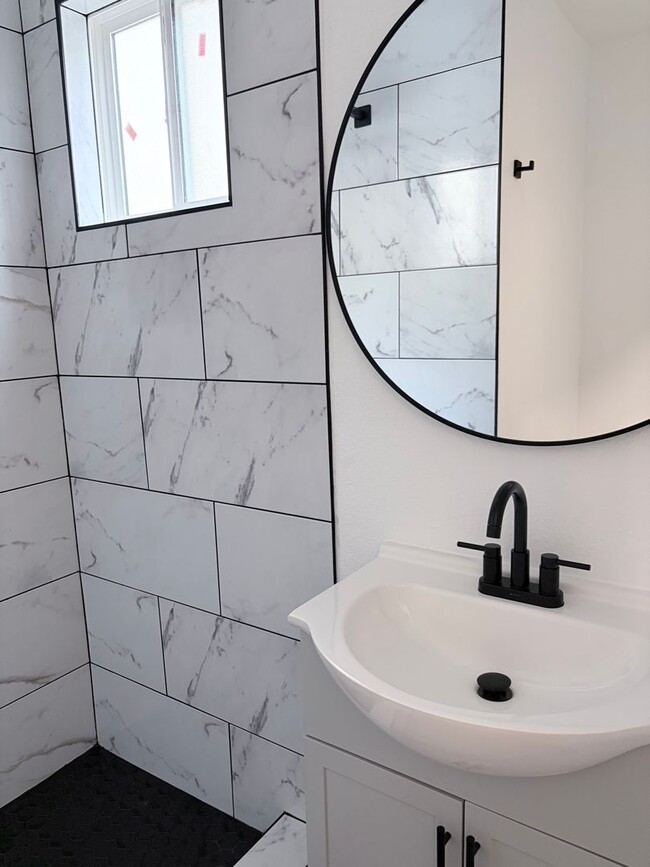 Photo - Main Street - Church & SFR Unidad Main St. SFR