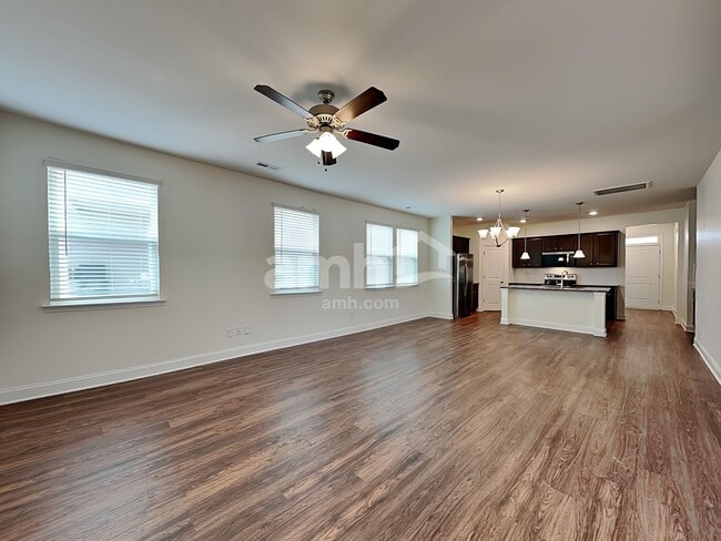 Photo - 427 Catawba St