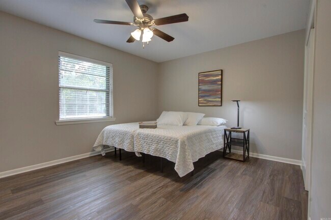 Photo - 6503 Chaparral St