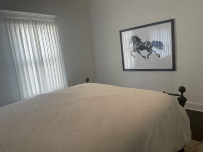 Photo - 1000 W 22nd St