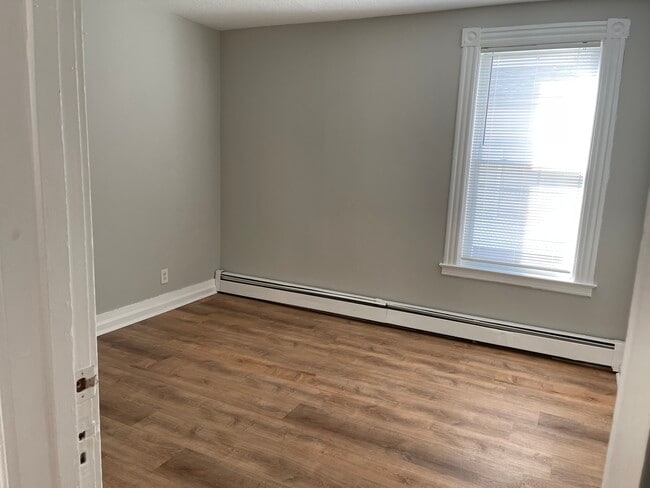 28 Madison Ave Unit 1