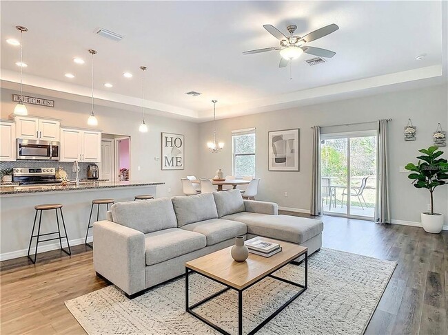 Photo - 1680 5th Ave