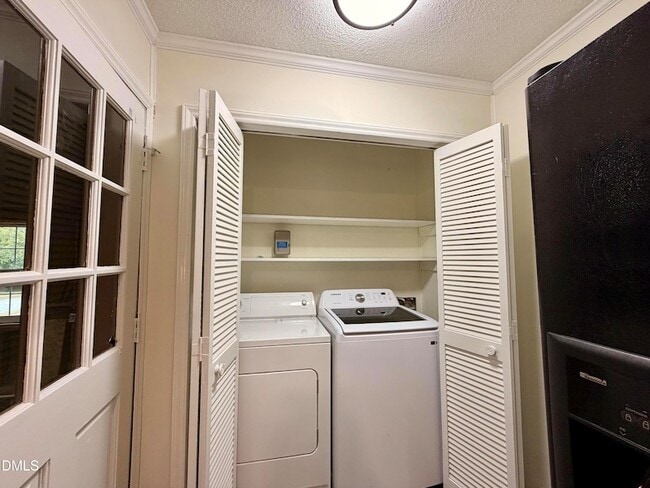 Photo - 501 Atchison St