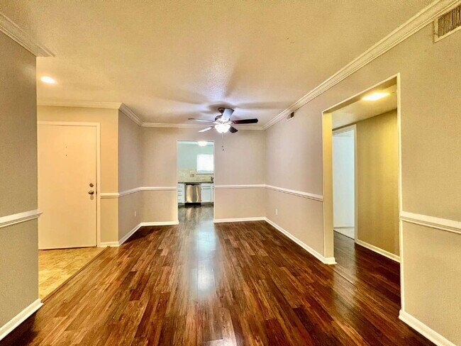 CONDO MINUTES FROM SouthParK!