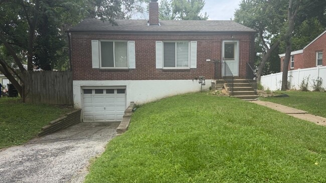 1251 Laughren Dr