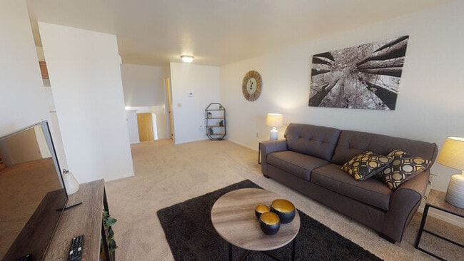 Building Photo - 393 Mickelson Ct