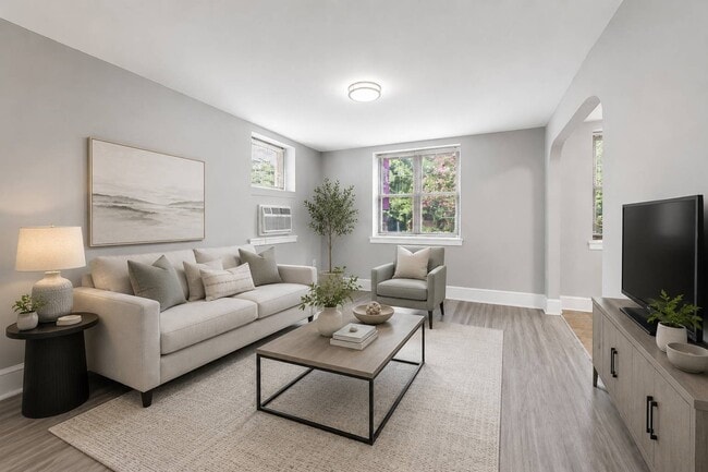 Living Area - Lennox Apartments
