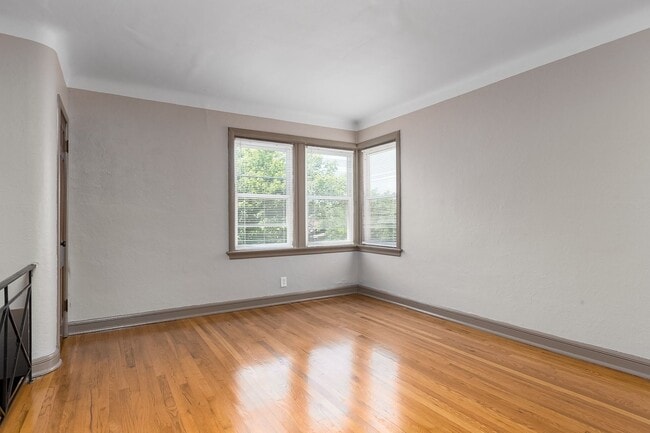 Photo - Northampton Non-Assumer Unit 4941 2F- 96