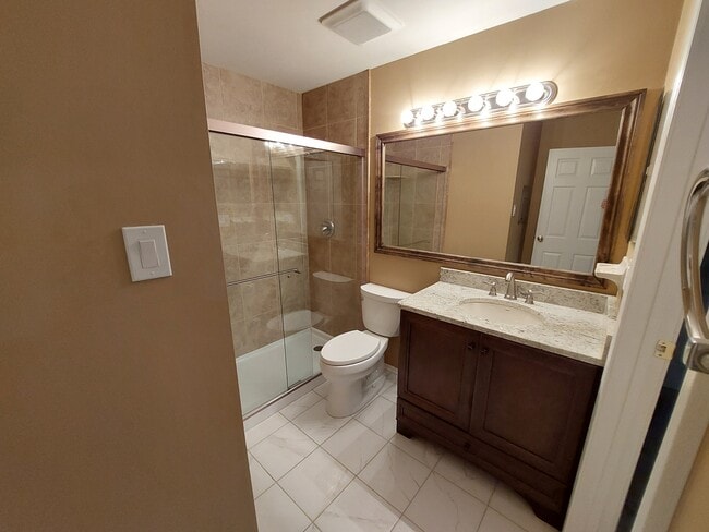 Baño - 2207 Society Plz Unidad #1