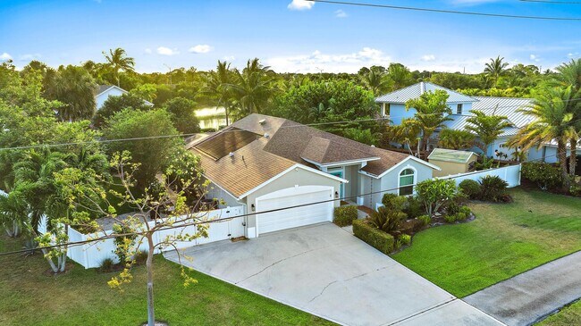 Photo - 15129 Harriet Ave