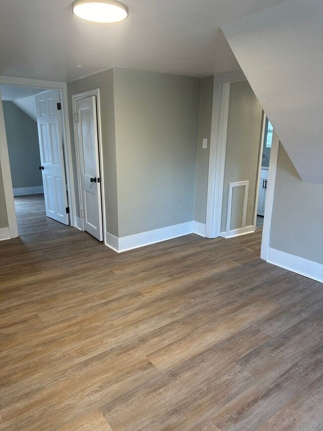 Photo - PP - 15 - Stoughton Unit 1317 1/2