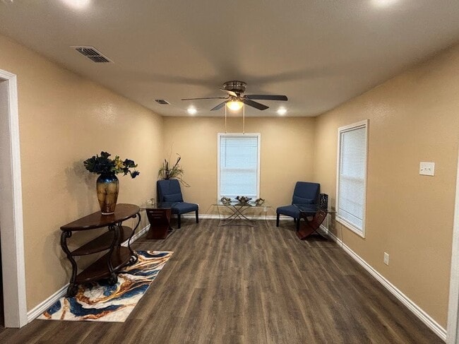 Photo - 2075 FM 2625