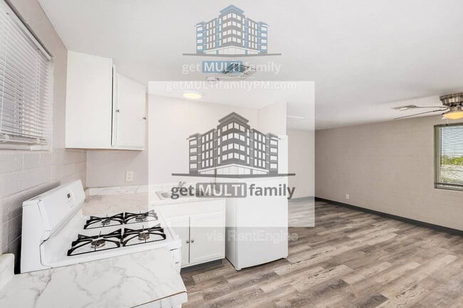 Photo - 1402 W Mercer Ln Unit 2