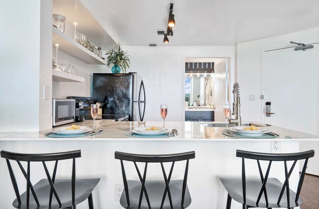 Photo - 2889 McFarlane Rd Unit SI ID1240532P