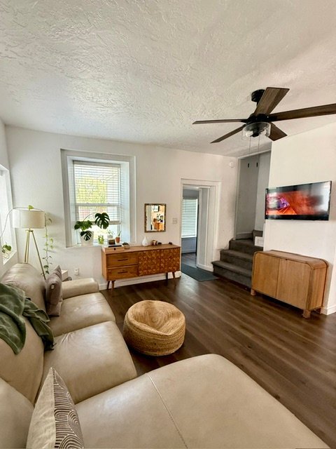 Photo - 311 N Center St Unidad 3 bed 1 bath house
