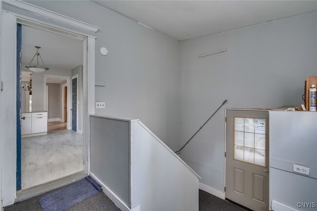 Photo - 121 Haley St