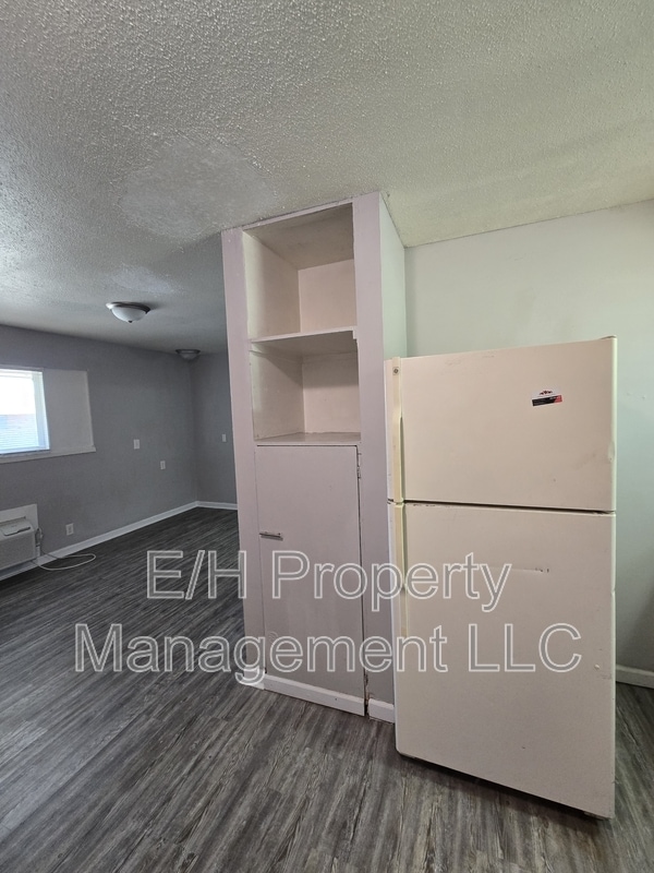Photo - 1916 S Broadway Unit Apt 42